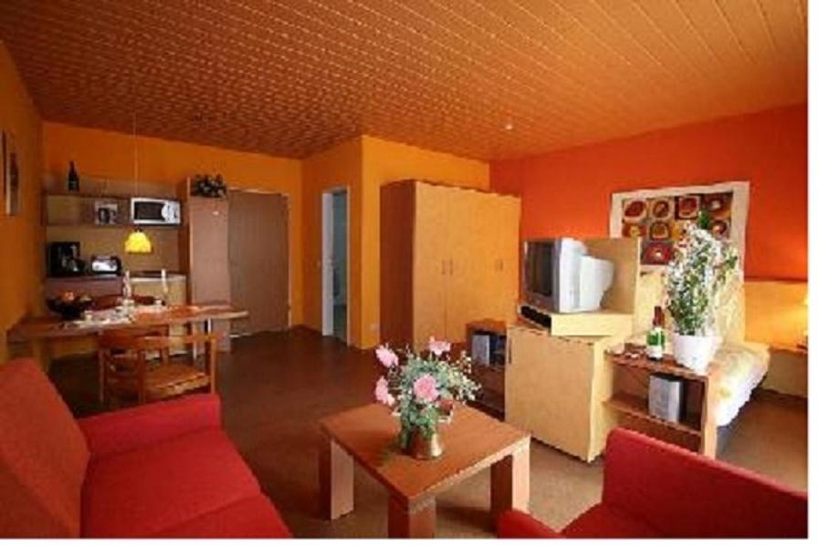 Ferienpark Aparthotel Seeland Schadeleben Dış mekan fotoğraf