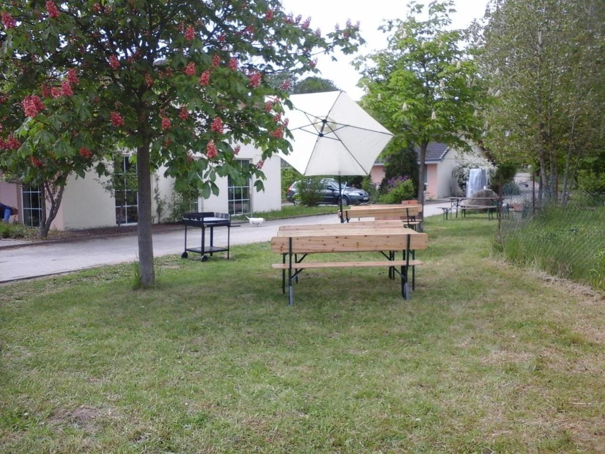 Ferienpark Aparthotel Seeland Schadeleben Dış mekan fotoğraf